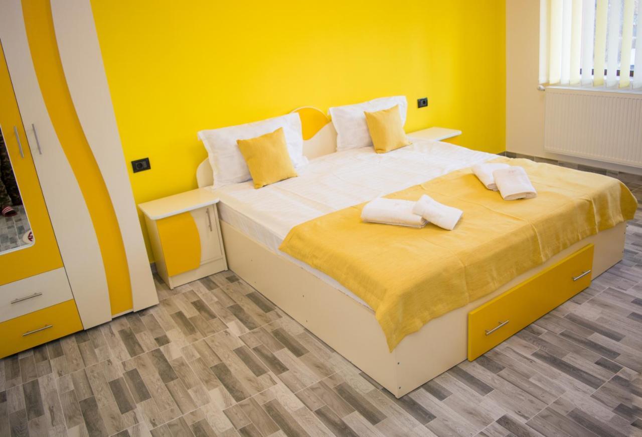 Casa Erk Bed and Breakfast Călimăneşti Eksteriør billede