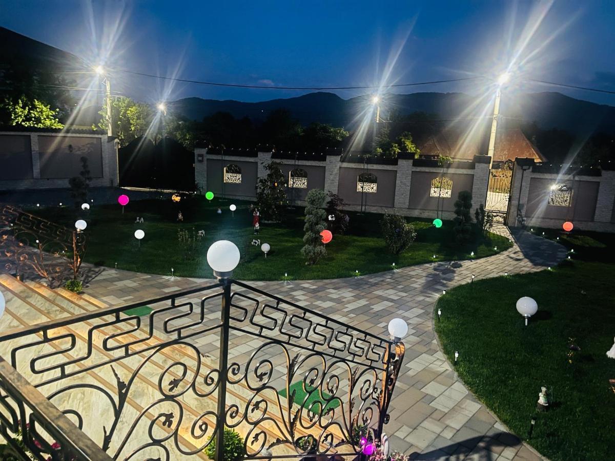 Casa Erk Bed and Breakfast Călimăneşti Eksteriør billede