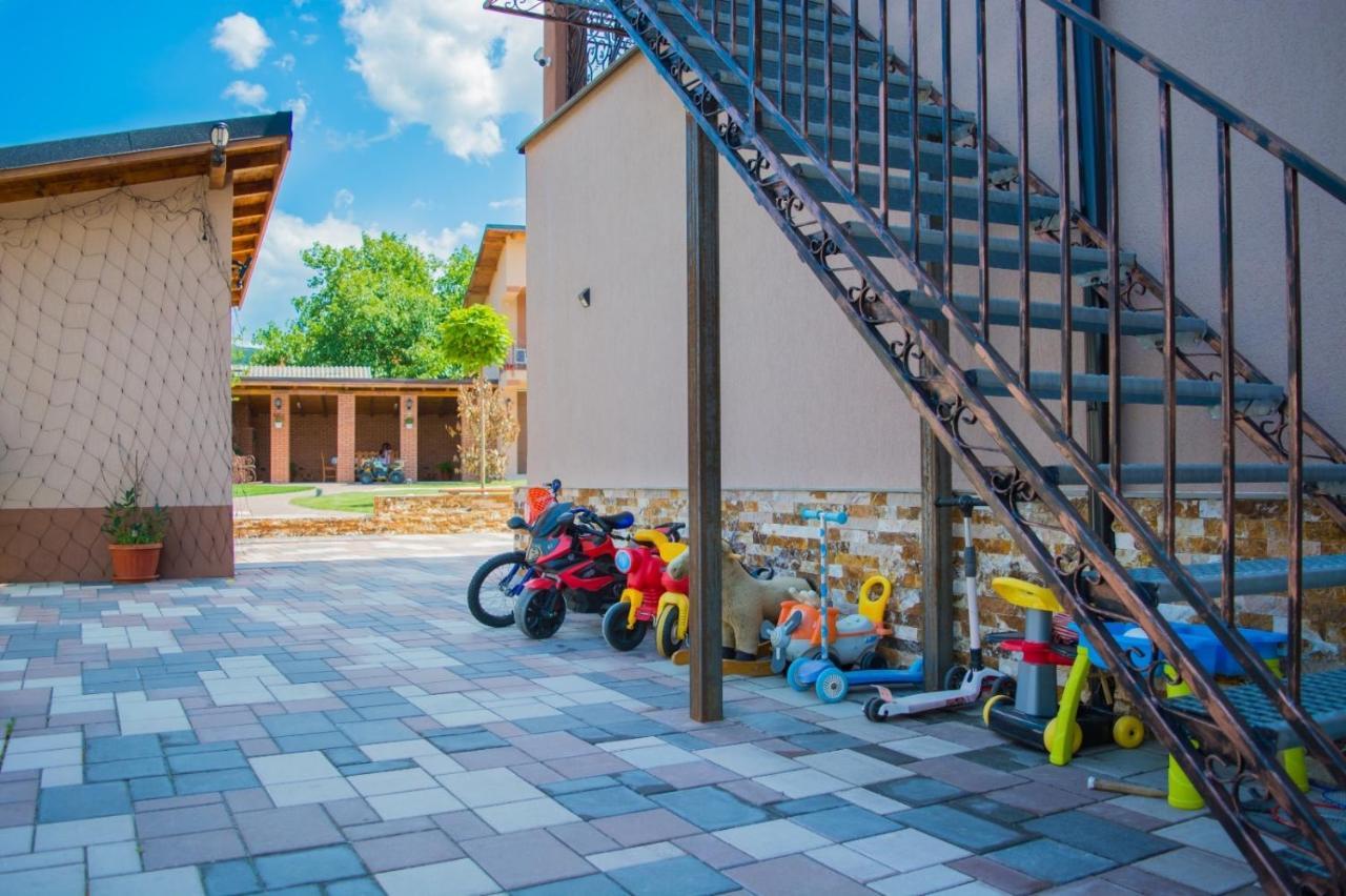 Casa Erk Bed and Breakfast Călimăneşti Eksteriør billede