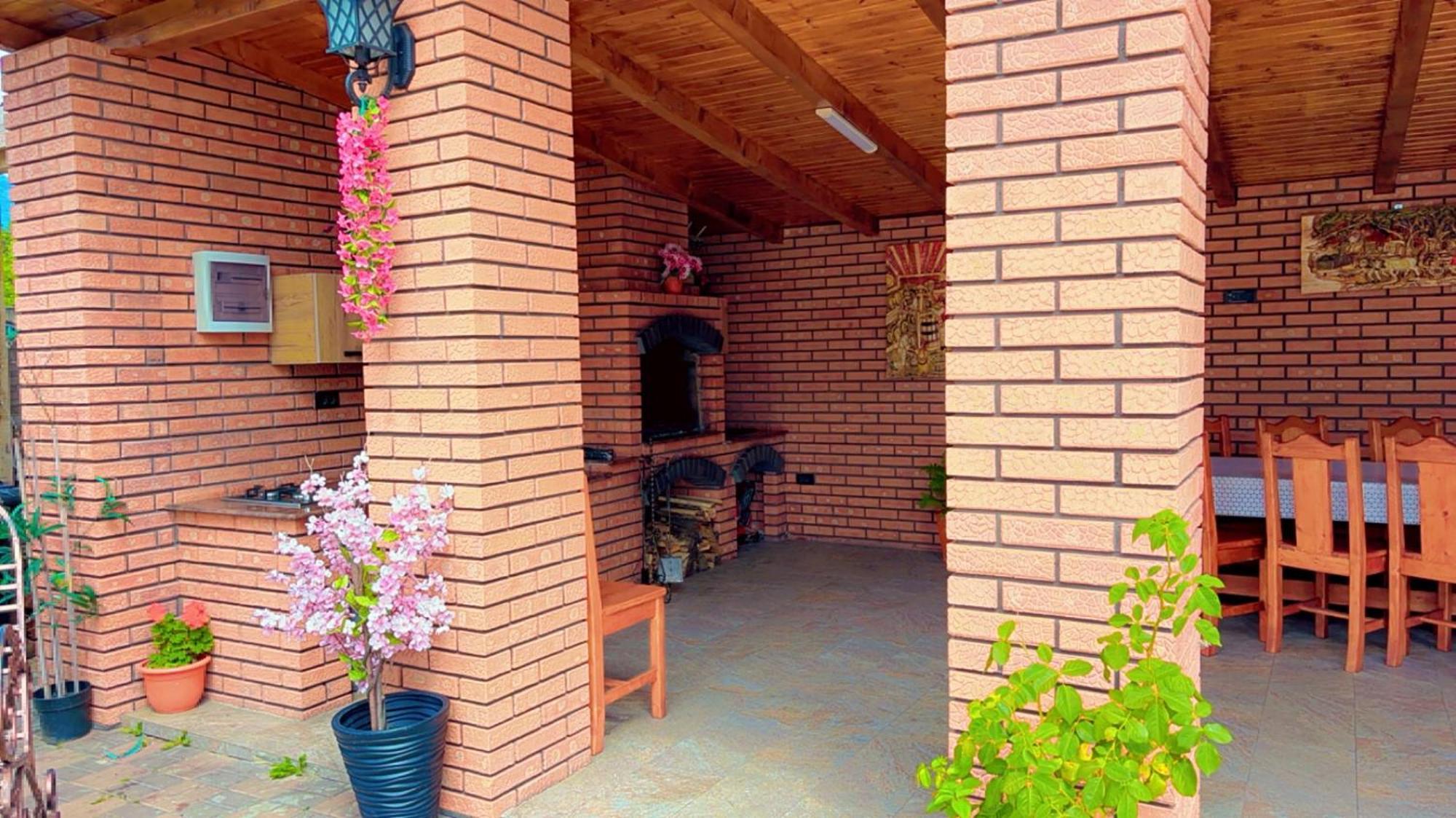Casa Erk Bed and Breakfast Călimăneşti Eksteriør billede